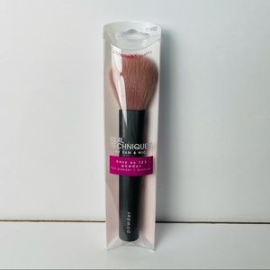 Real techniques easy as 123 powder makeup brush